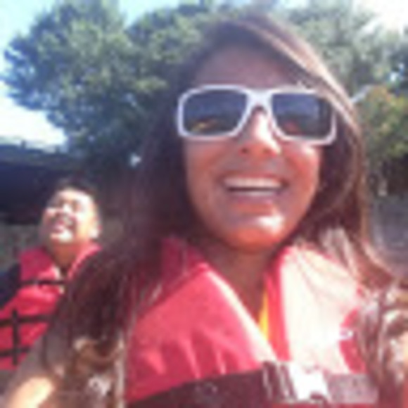 Meet your Posher, Hilda - Picture 1 of 1